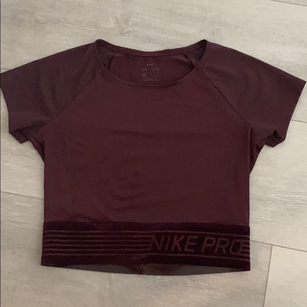 Nike Pro Crop Top